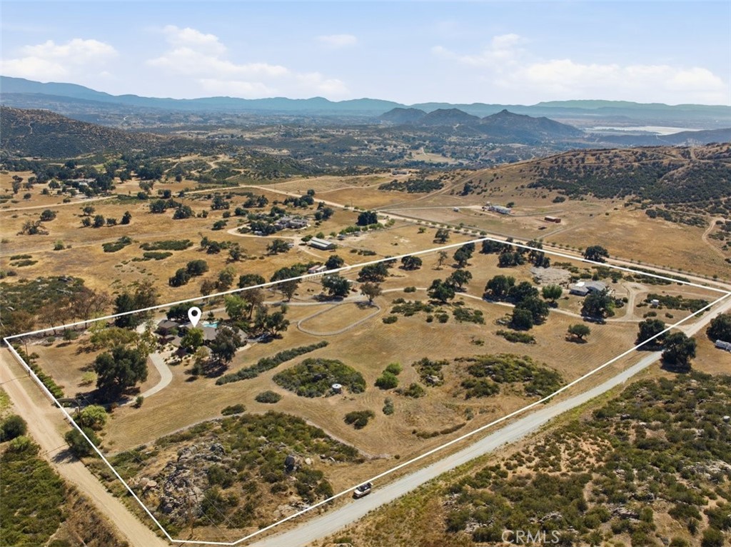 34575 Sycamore Springs Road Hemet, CA 92544 - Photo 6 of 65