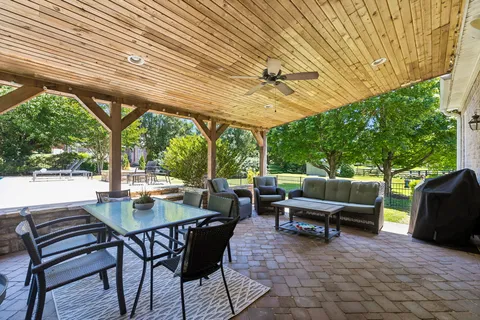 $1,079,900 | 2830 Stacey Street, Thompson's Station, TN 37179
