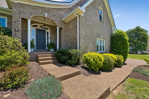 $1,079,900 | 2830 Stacey Street, Thompson's Station, TN 37179