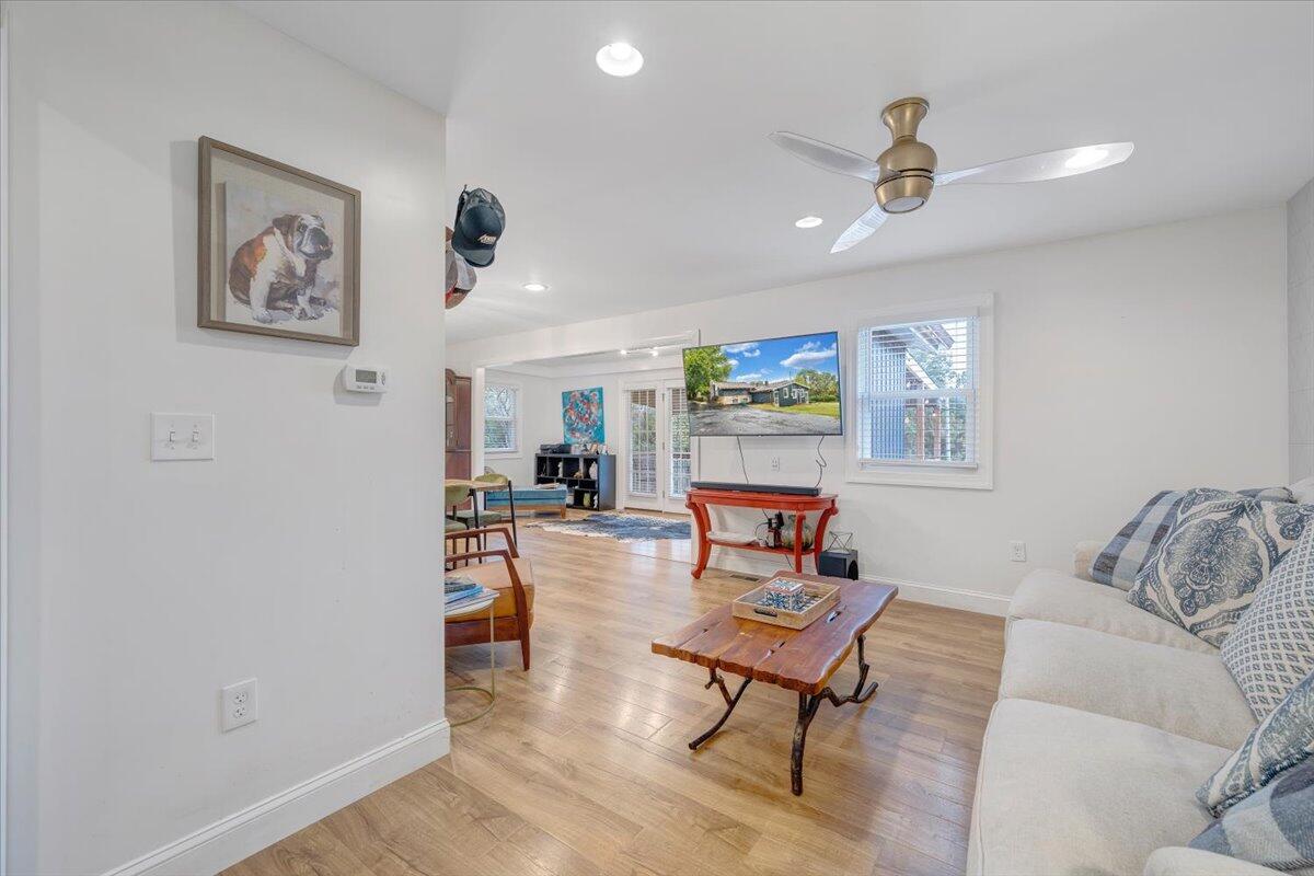 4515 Yellow Mountain Road Roanoke, VA 24014 - Photo 16 of 52 a living room with furniture and a couch