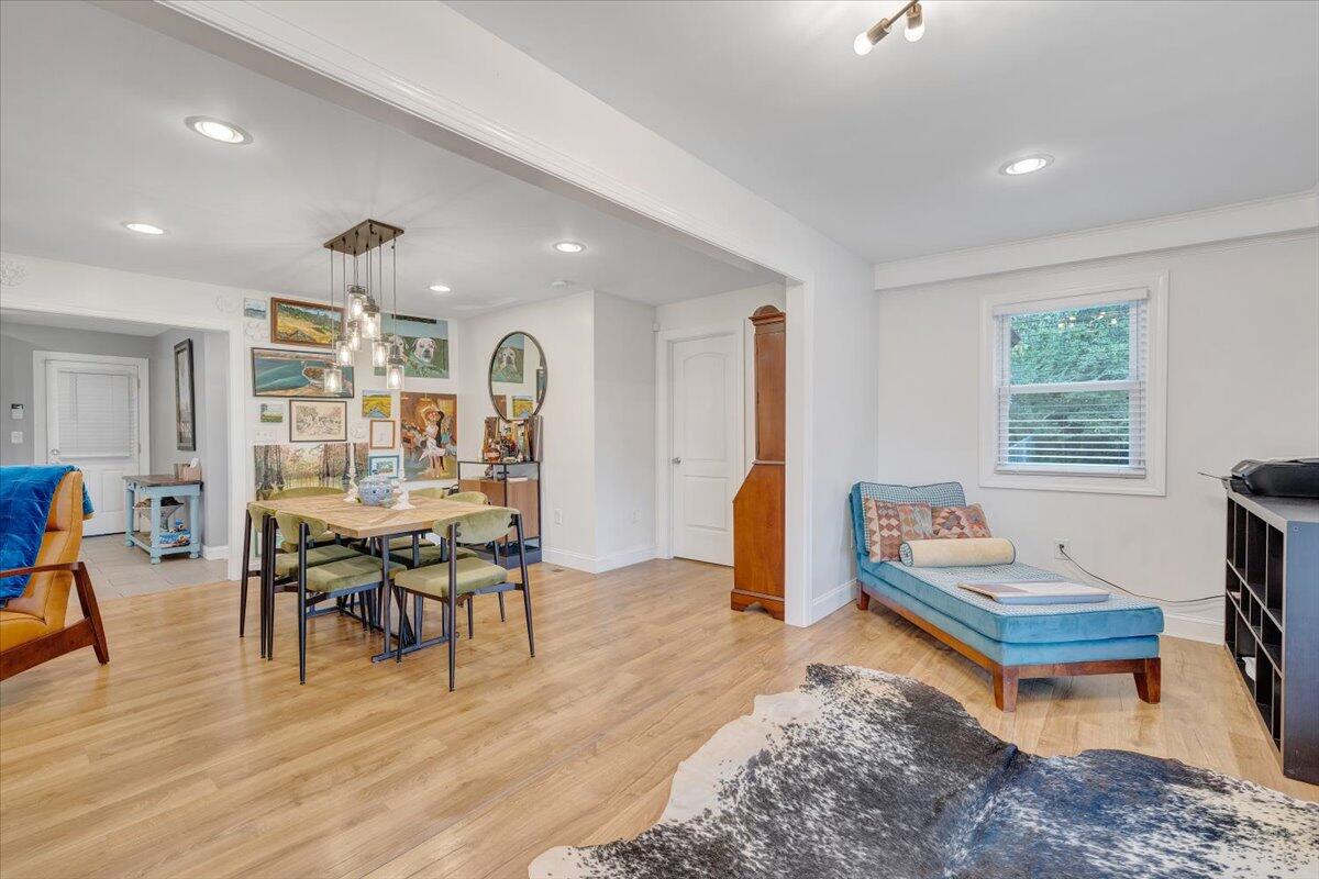4515 Yellow Mountain Road Roanoke, VA 24014 - Photo 5 of 52 a living room with furniture and wooden floor