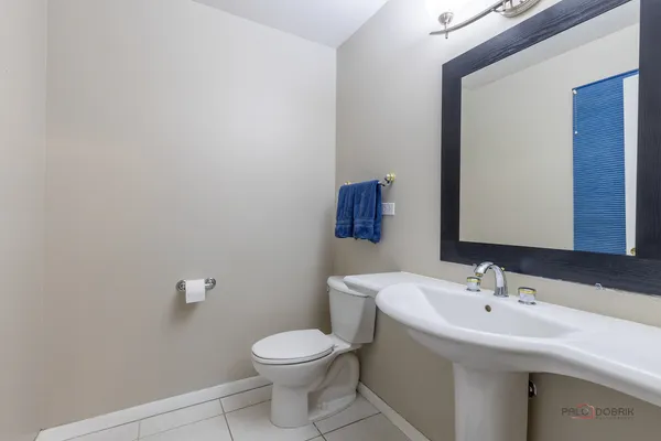 $565,000 | 240 Osage Terrace, Buffalo Grove, IL 60089