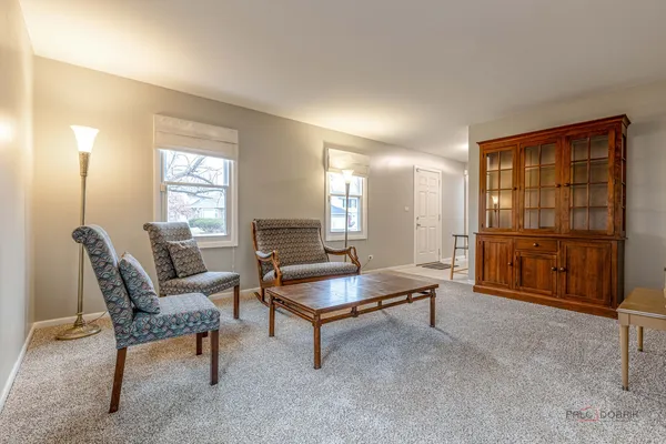 $565,000 | 240 Osage Terrace, Buffalo Grove, IL 60089