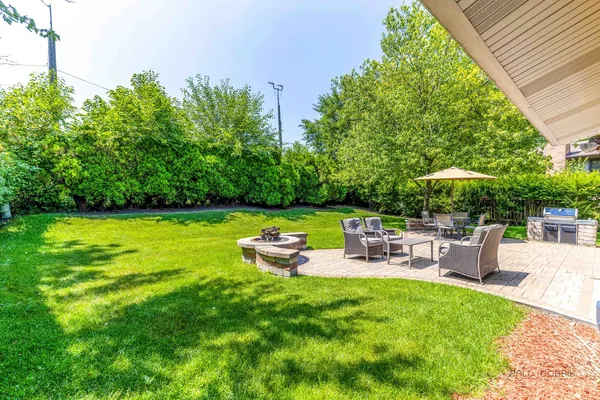 $565,000 | 240 Osage Terrace, Buffalo Grove, IL 60089