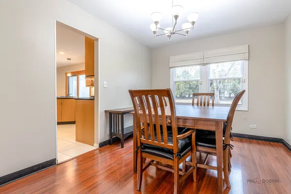 $565,000 | 240 Osage Terrace, Buffalo Grove, IL 60089