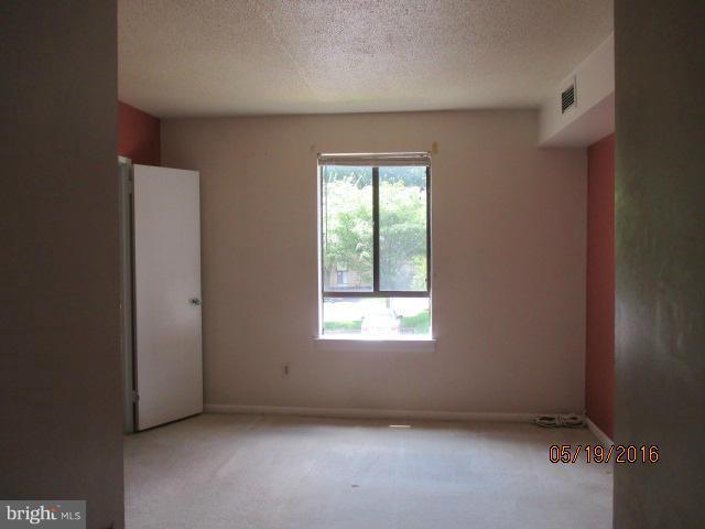 11605 Stoneview Square, Unit 12C Reston, VA 20191 - Photo 13 of 24 Bedroom (Master)