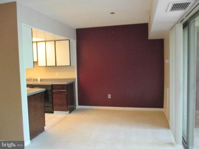 11605 Stoneview Square, Unit 12C Reston, VA 20191 - Photo 6 of 24 Dining Room