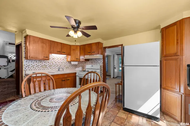 $144,900 | 2375 31st Street, Moline, IL 61265