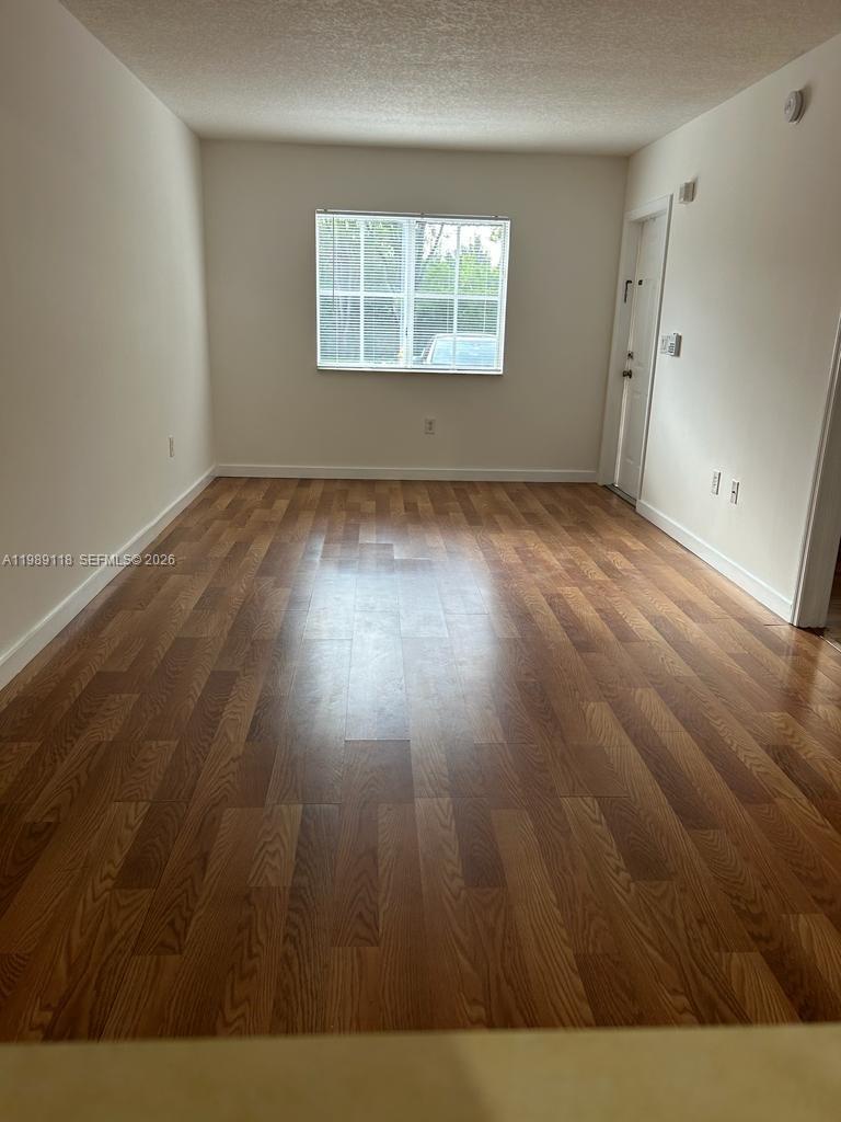 2731 Southeast 12th Road, Unit 105 Homestead, FL 33035 - Photo 6 of 17