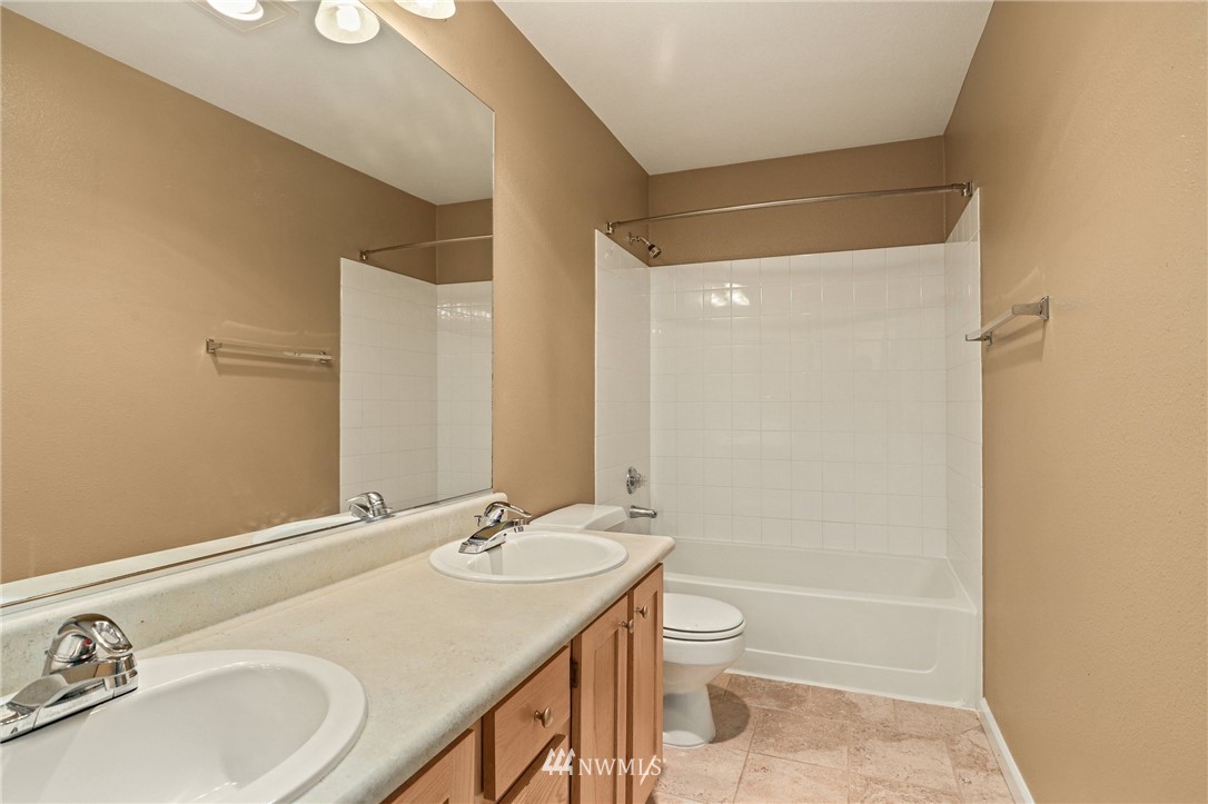 31500 33rd Place Southwest, Unit K202 Federal Way, WA 98023 - Photo 15 of 29