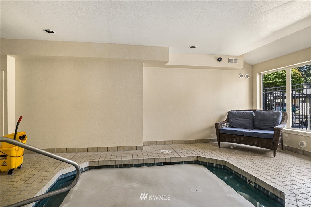 31500 33rd Place Southwest, Unit K202 Federal Way, WA 98023 - Photo 20 of 29