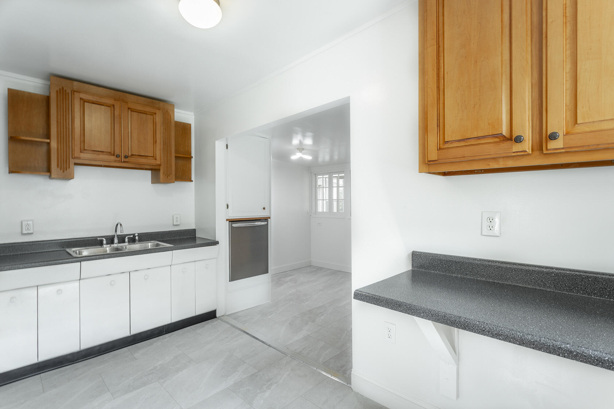 3944 Churchill Road Chattanooga, TN 37406 - Photo 8 of 23 3944 Churchill Rd. HD-5