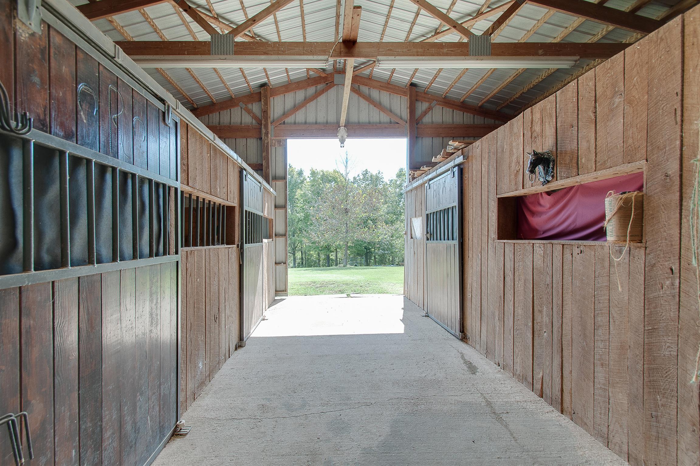1830 Fortner Road Dickson, TN 37055 - Photo 16 of 23 Horse barn