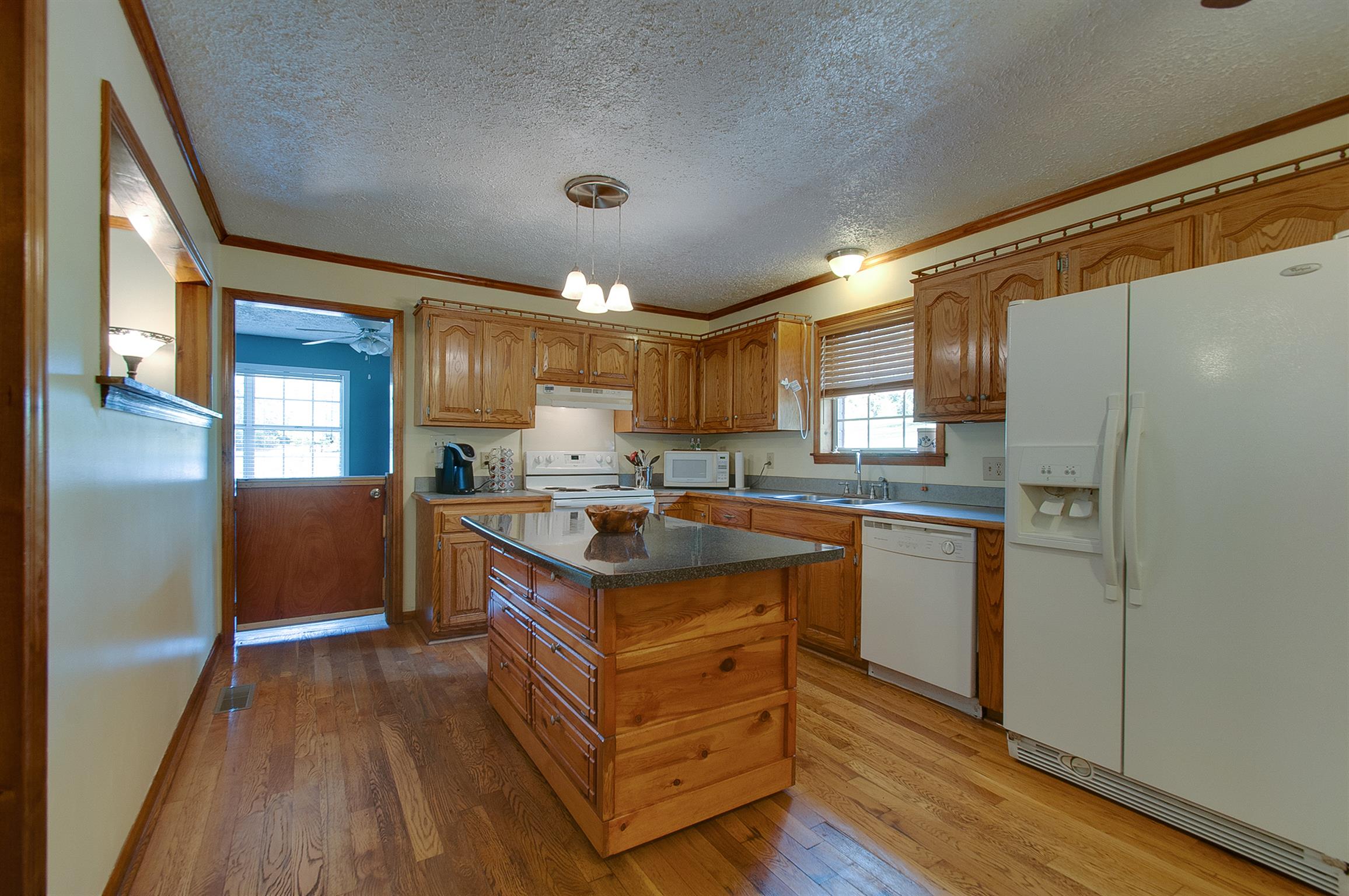 1830 Fortner Road Dickson, TN 37055 - Photo 6 of 23 Open kitchen