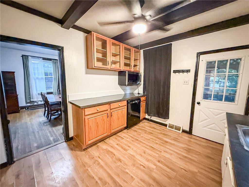 1523 Indiana Avenue Monaca, PA 15061 - Photo 6 of 50