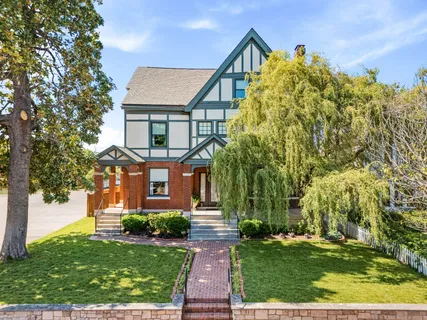 $1,750,000 | 903 A Russell Street, Nashville, TN 37206