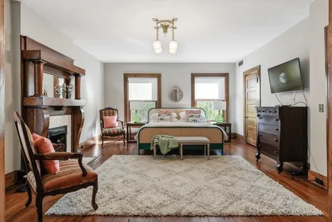 $1,750,000 | 903 A Russell Street, Nashville, TN 37206