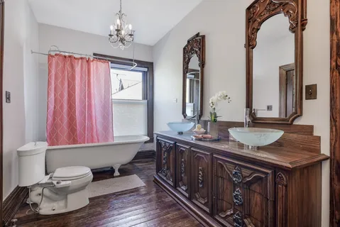 $1,750,000 | 903 A Russell Street, Nashville, TN 37206