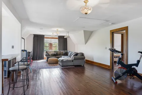 $1,750,000 | 903 A Russell Street, Nashville, TN 37206
