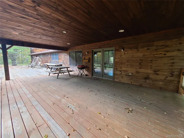 a view of outdoor space with trees