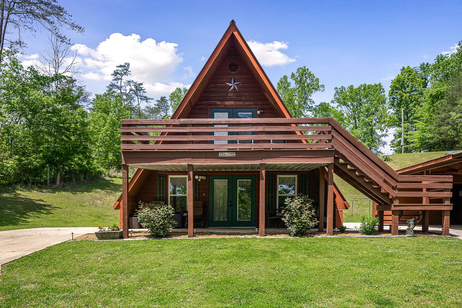 451 Ed Phifer Road Quebeck, TN 38579 - Photo 1 of 56 Gallery Image 1