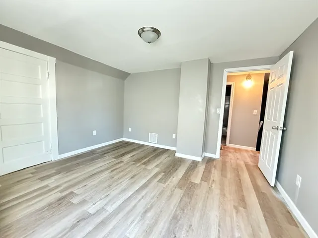 a close view of sink and tap