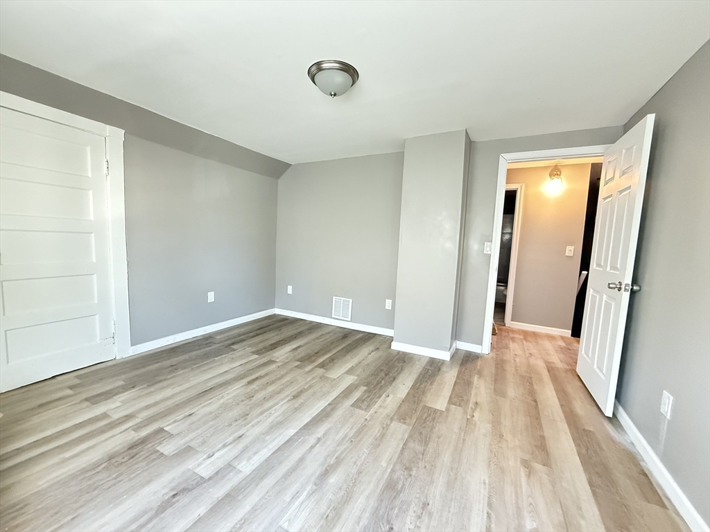 111 Marlborough Street Springfield, MA 01109 - Photo 4 of 8