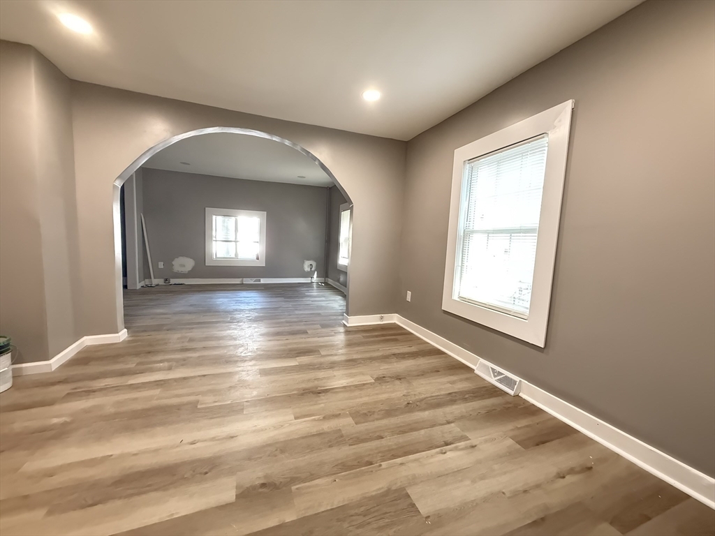 111 Marlborough Street Springfield, MA 01109 - Photo 7 of 8