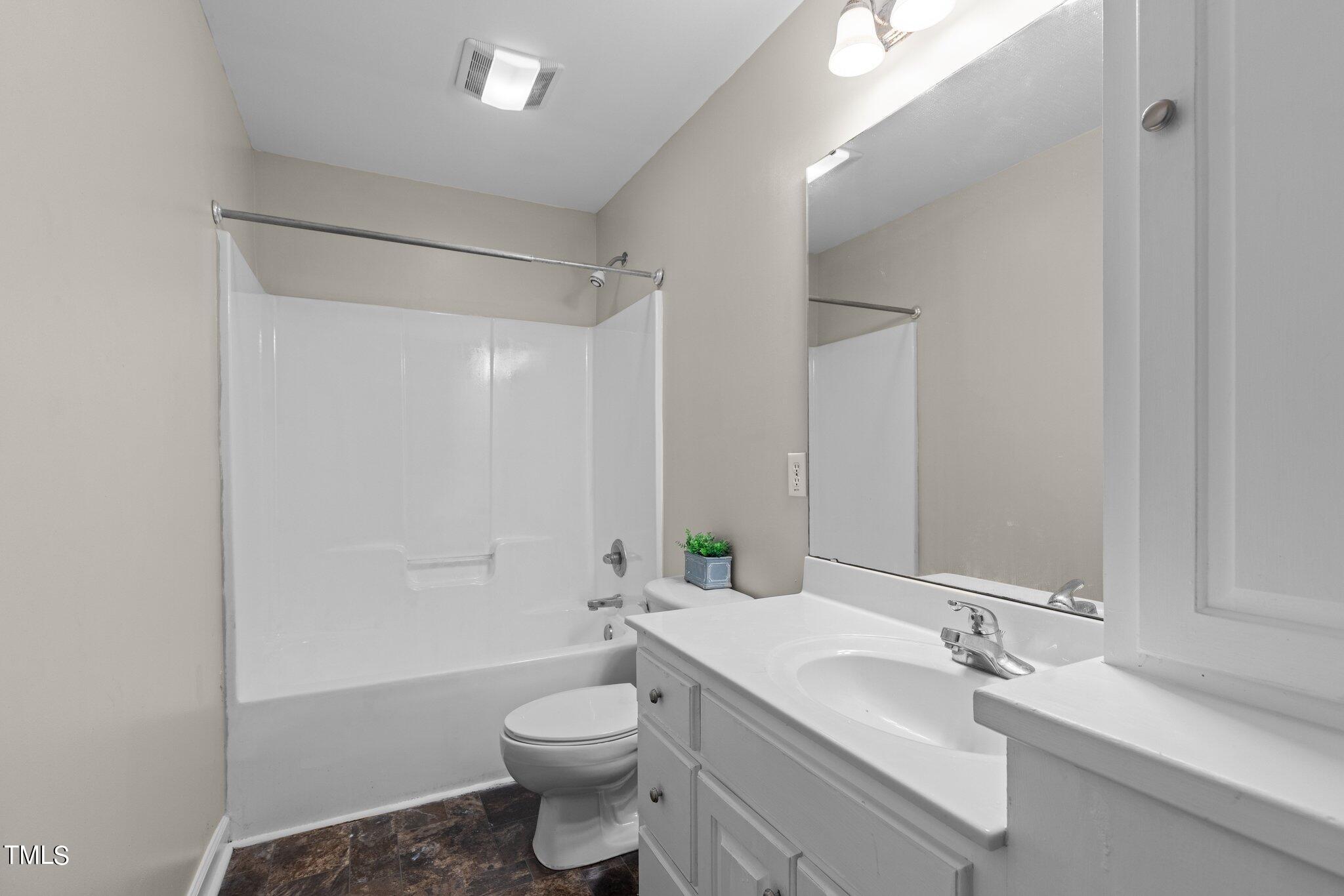 2162 Smith Road Oxford, NC 27565 - Photo 23 of 40 23-web-or-mls-8Y3A1897