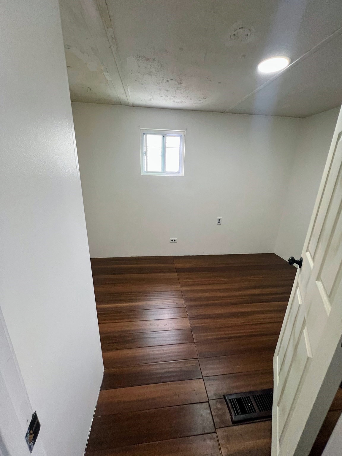 165 Turnpike Road, Unit 11 Westborough, MA 01581 - Photo 9 of 12 Gallery Image 9