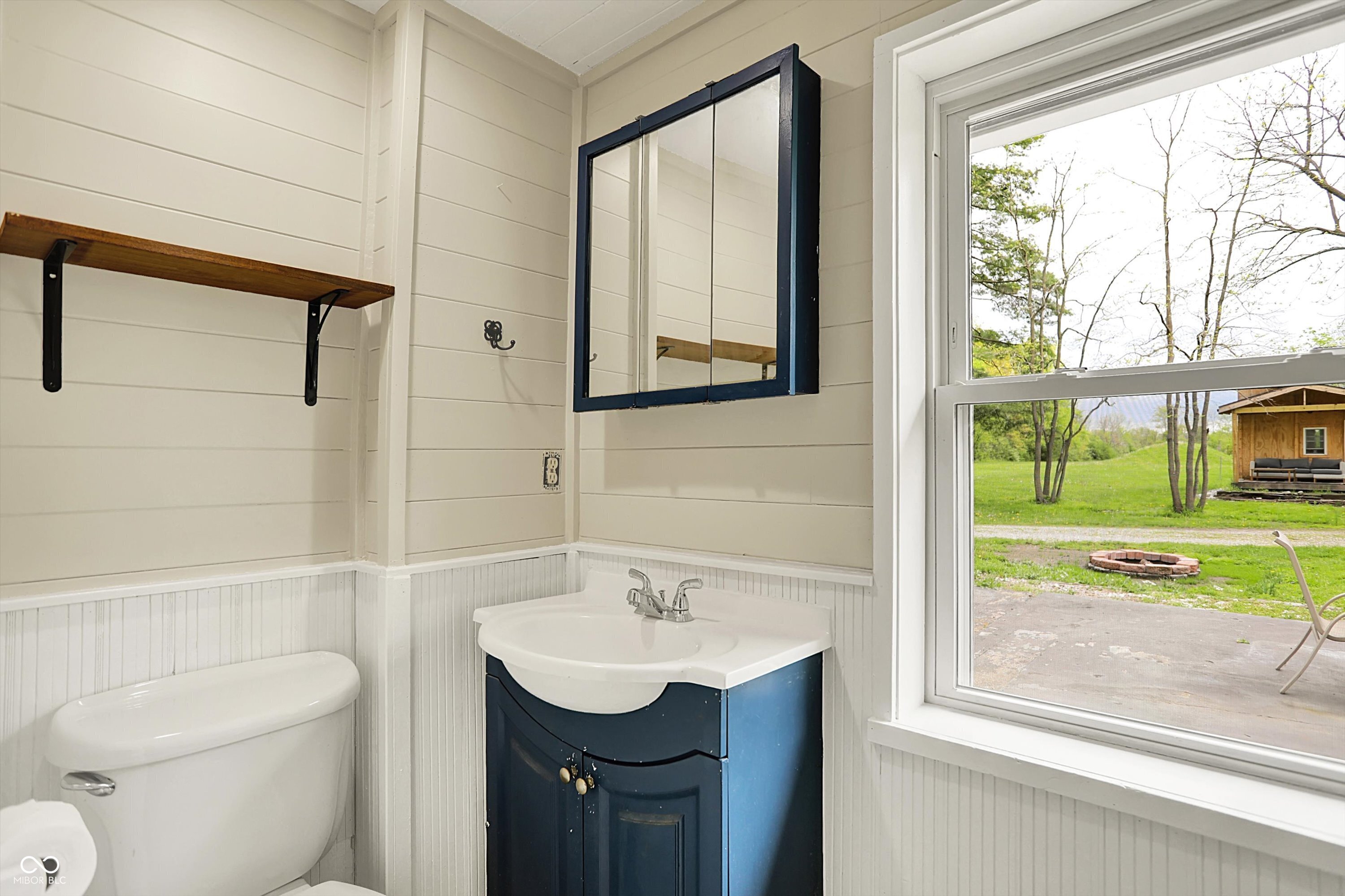 7425 Thompson Road Indianapolis, IN 46239 - Photo 36 of 105 Gallery Image 36