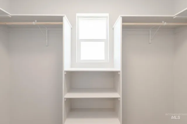 $393,990 | 3005 East Mossy Crk Drive, Kuna, ID 83634