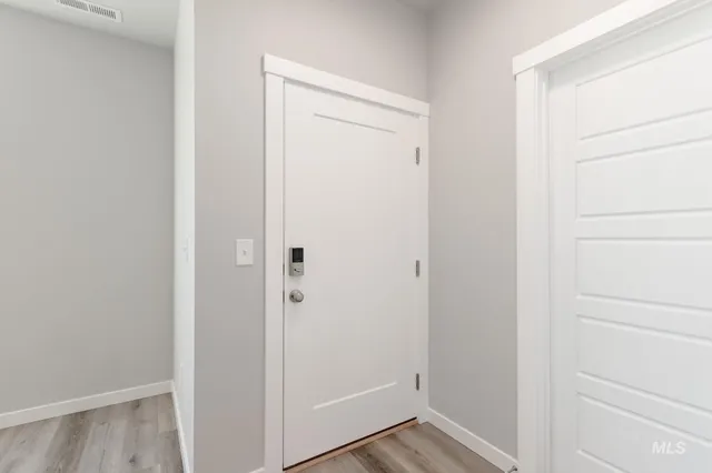 $393,990 | 3005 East Mossy Crk Drive, Kuna, ID 83634