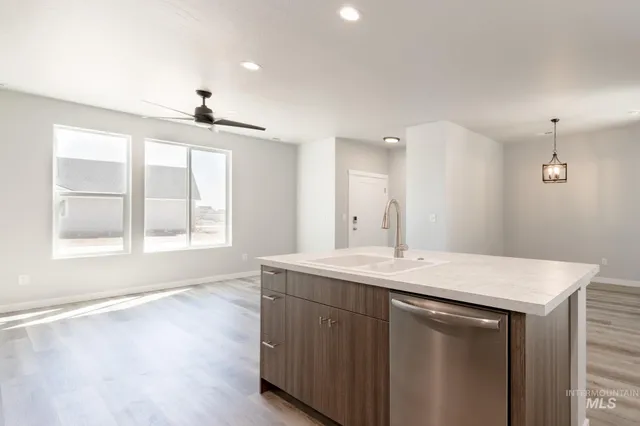 $393,990 | 3005 East Mossy Crk Drive, Kuna, ID 83634