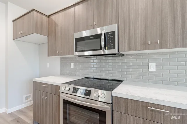 $393,990 | 3005 East Mossy Crk Drive, Kuna, ID 83634