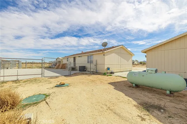 $349,900 | 277 Longhorn Avenue, Mojave, CA 93501
