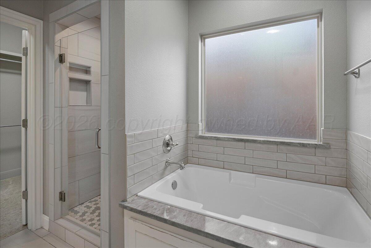 33 Living Way Lane Canyon, TX 79015 - Photo 11 of 30 Primary Bath and Shower