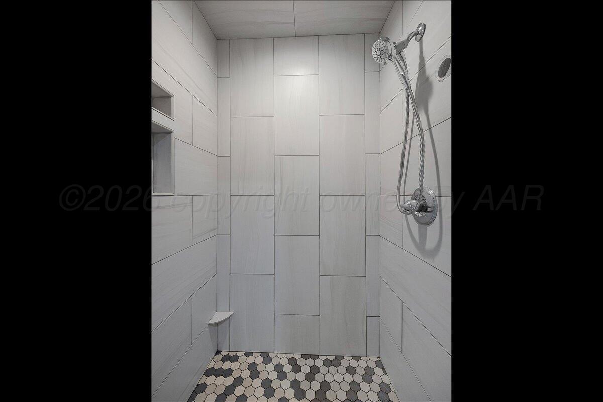 33 Living Way Lane Canyon, TX 79015 - Photo 25 of 30 Primary Shower