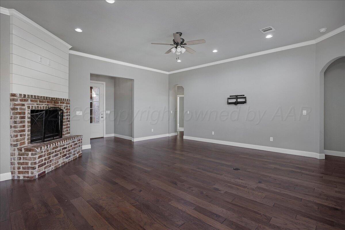 33 Living Way Lane Canyon, TX 79015 - Photo 3 of 30 Living Room