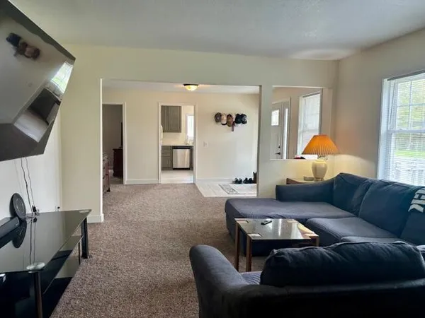 $239,900 | 67799 Crooked Creek Road, White Pigeon, MI 49099