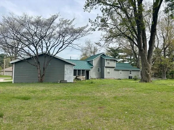 $239,900 | 67799 Crooked Creek Road, White Pigeon, MI 49099