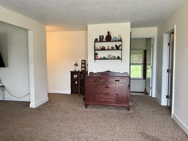 $239,900 | 67799 Crooked Creek Road, White Pigeon, MI 49099