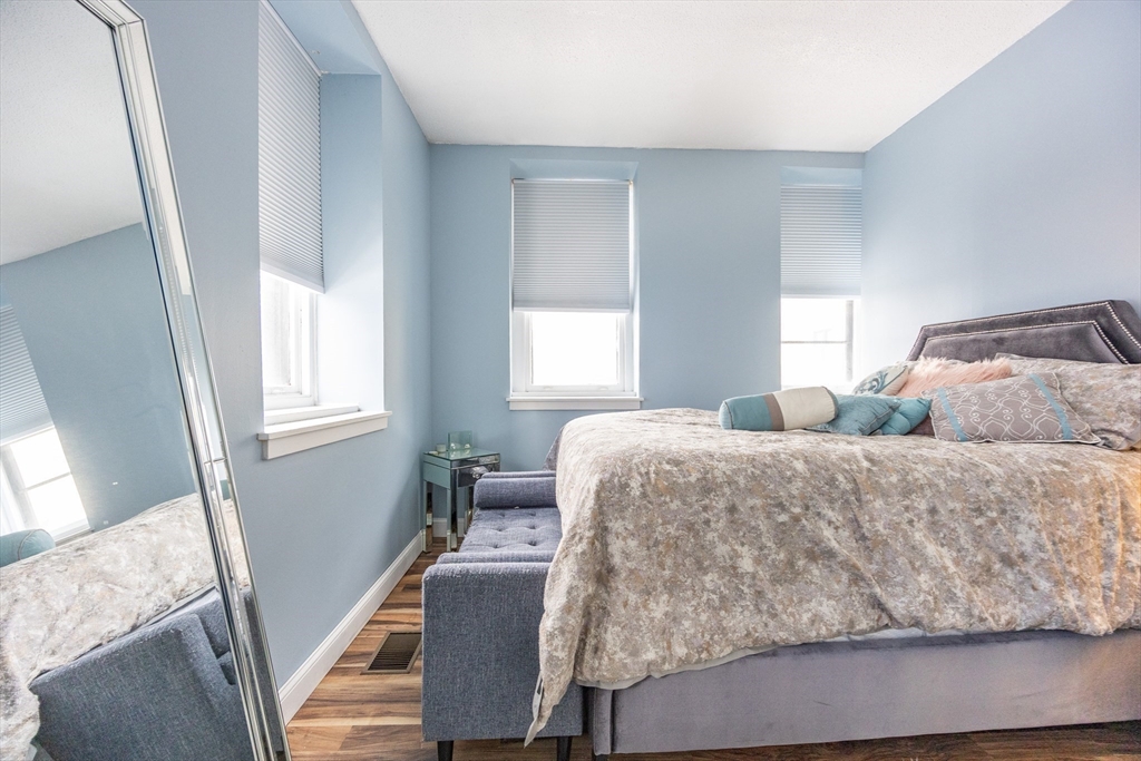 201 Thorndike Street, Unit 505 Lowell, MA 01852 - Photo 18 of 36