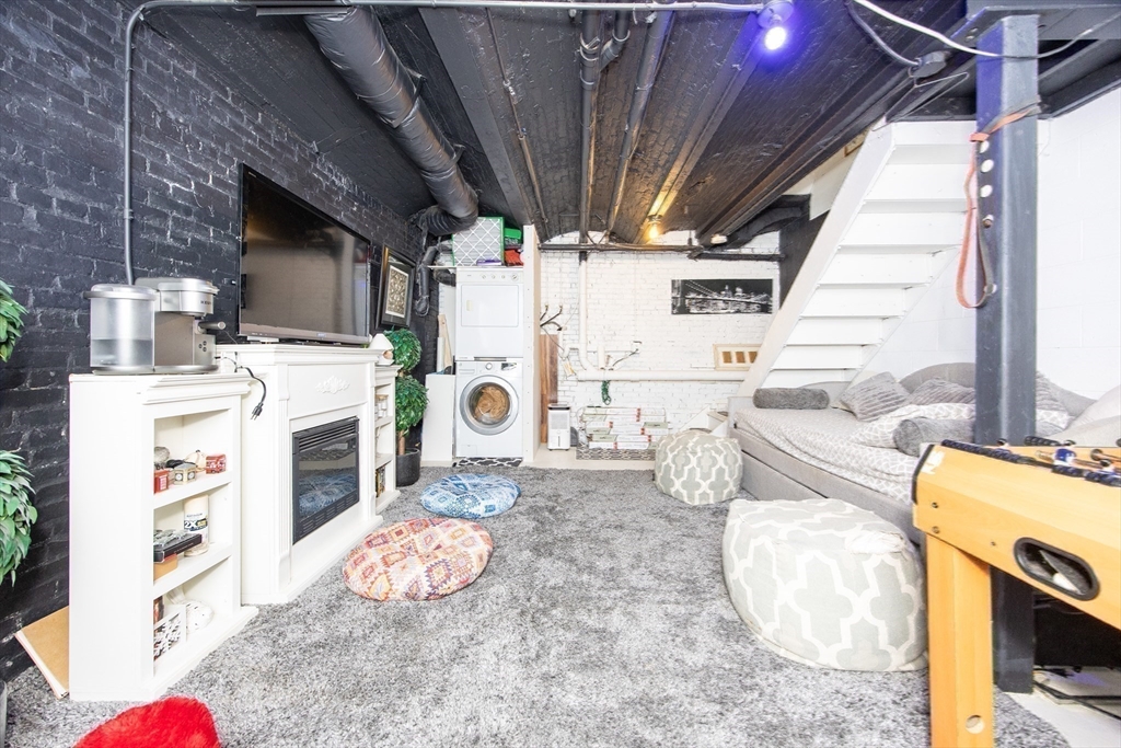 201 Thorndike Street, Unit 505 Lowell, MA 01852 - Photo 33 of 36