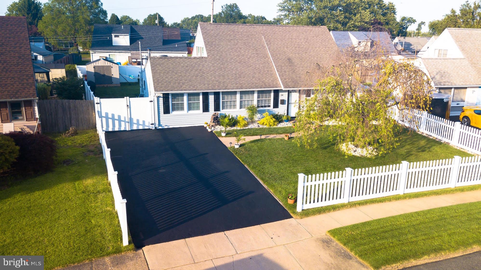 24 Misty Pine Road Levittown, PA 19056 - Photo 3 of 36 Aerial