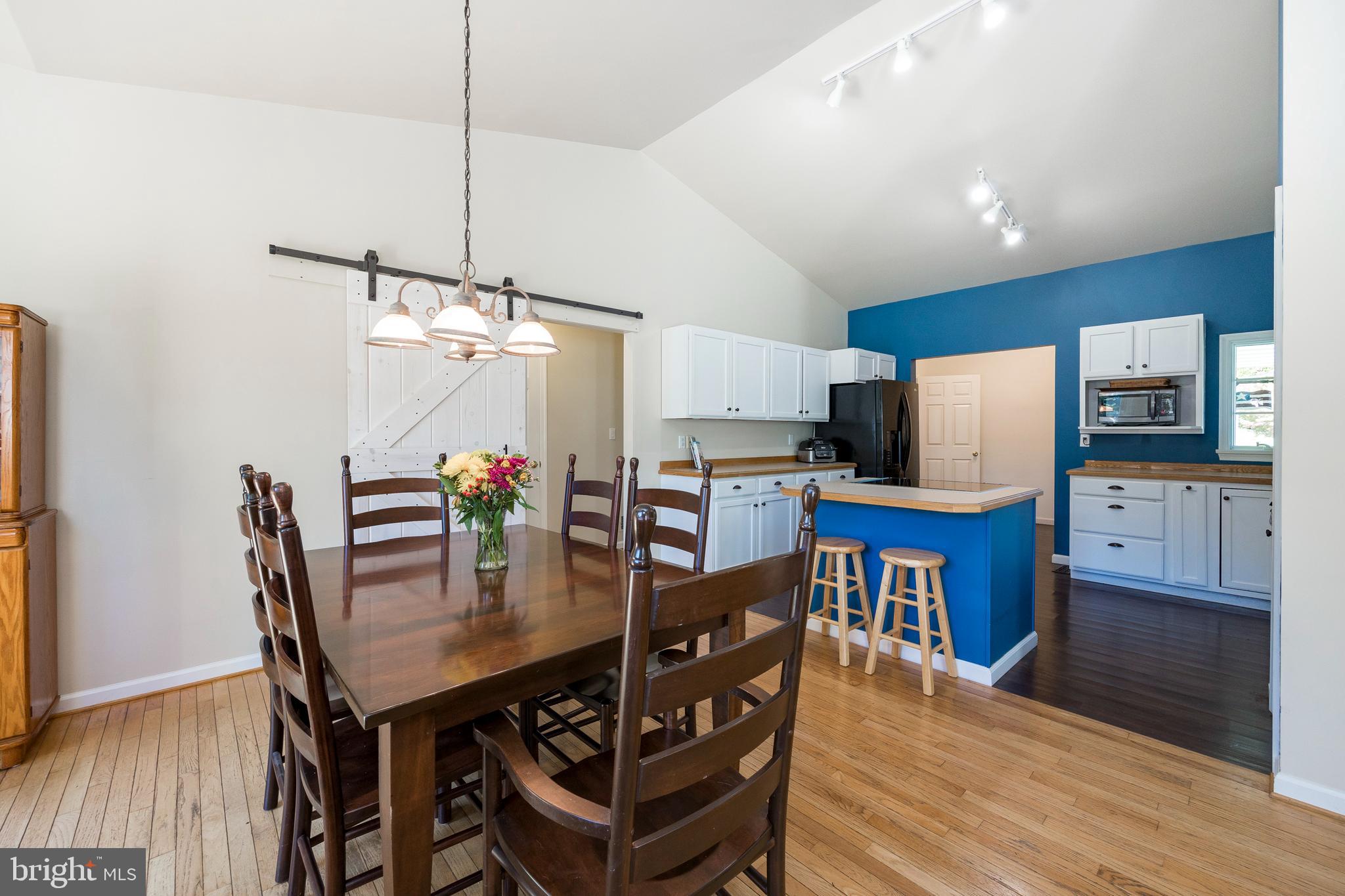 33 Ridge View Drive Coatesville, PA 19320 - Photo 6 of 39 Dining Room