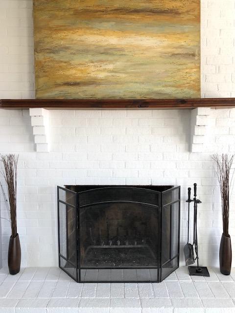 308 North Preston Road Vinton, VA 24179 - Photo 4 of 29 a fireplace with a bench