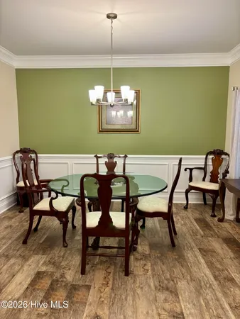 $2,400 | 713 Greenwich Place, Richlands, NC 28574