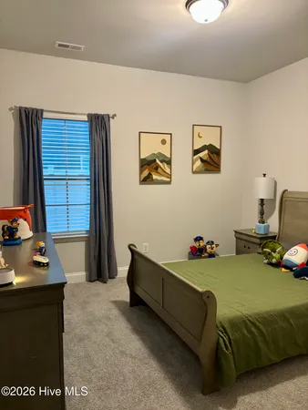 $2,400 | 713 Greenwich Place, Richlands, NC 28574