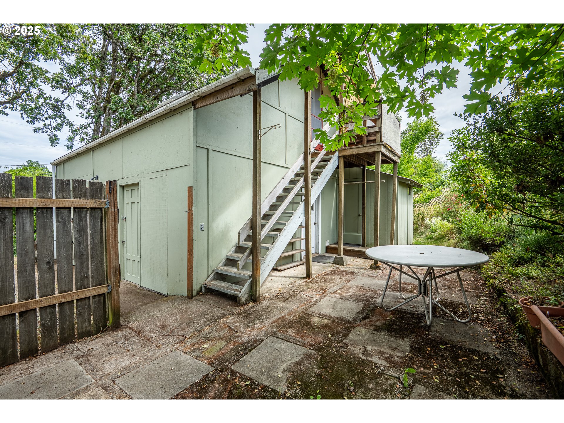 33680 Seavey Loop Road Eugene, OR 97405 - Photo 6 of 36 Gallery Image 6